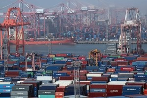 Exports up 5.4% during first 10 days of June on strong chip, automobile demand
