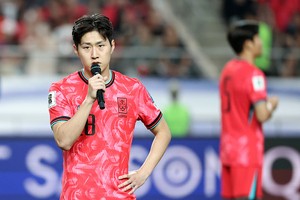 ‘막내형’토토사이트 주인공 ‘차세대 리더’로…경기장 안팎서 존재감 높이는 이강인