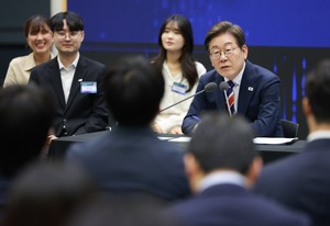 Lee Jae-myung vows dividend boost, transparency in capital market