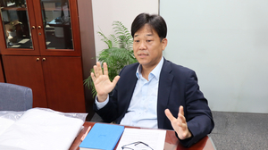 ‘닿으면 시원’ 냉감섬유 1등, 해외공략으로 ‘한철 장사’ 뛰어넘는다 [그 회사 어때?]