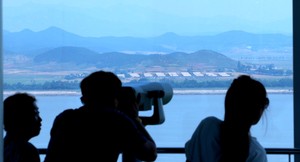 Korean border goes quiet, Trump overture — Is new breeze blowing?