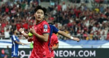 이강인 “함께 나아가는 여정”…축구 팬에 감사 인사