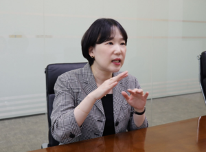 “하락장 손실방어 ‘3세대 커버드콜’ 20·30대에 인기”