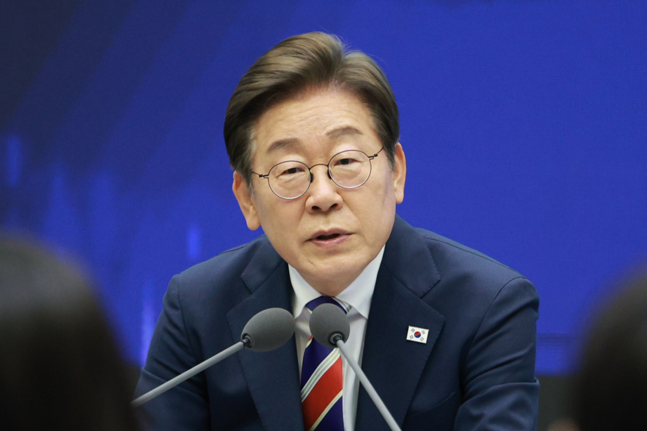 이재명 토토사이트 무료웹툰. [연합]