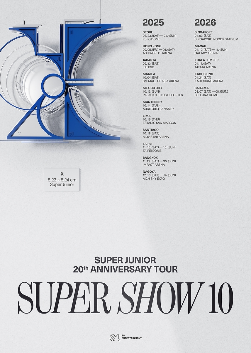 アイドル SUPER JUNIOR SMTOWN 30th anniversary The group Super Junior celebrated the 30th anniversary of SM