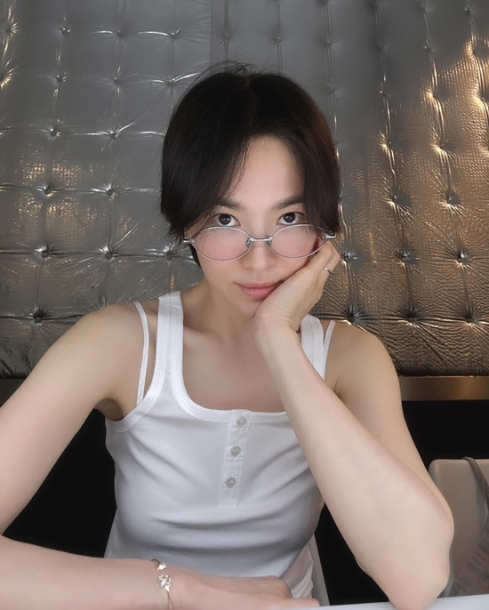 사진=송혜교 채널