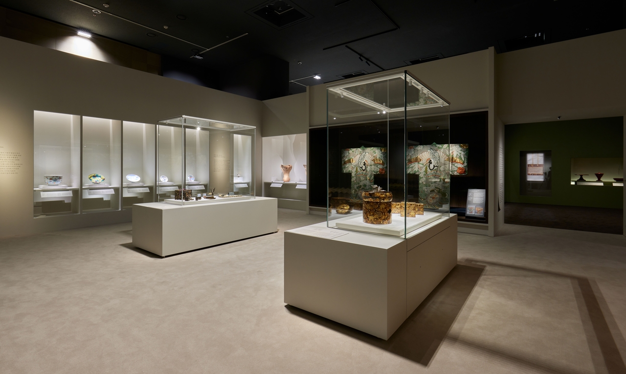 Meet the splendid and the unassuming Japanese art in Seoul - The