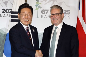 Lee, Starmer call for Korea-UK FTA upgrade