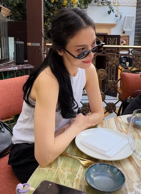 사진=송혜교 채널