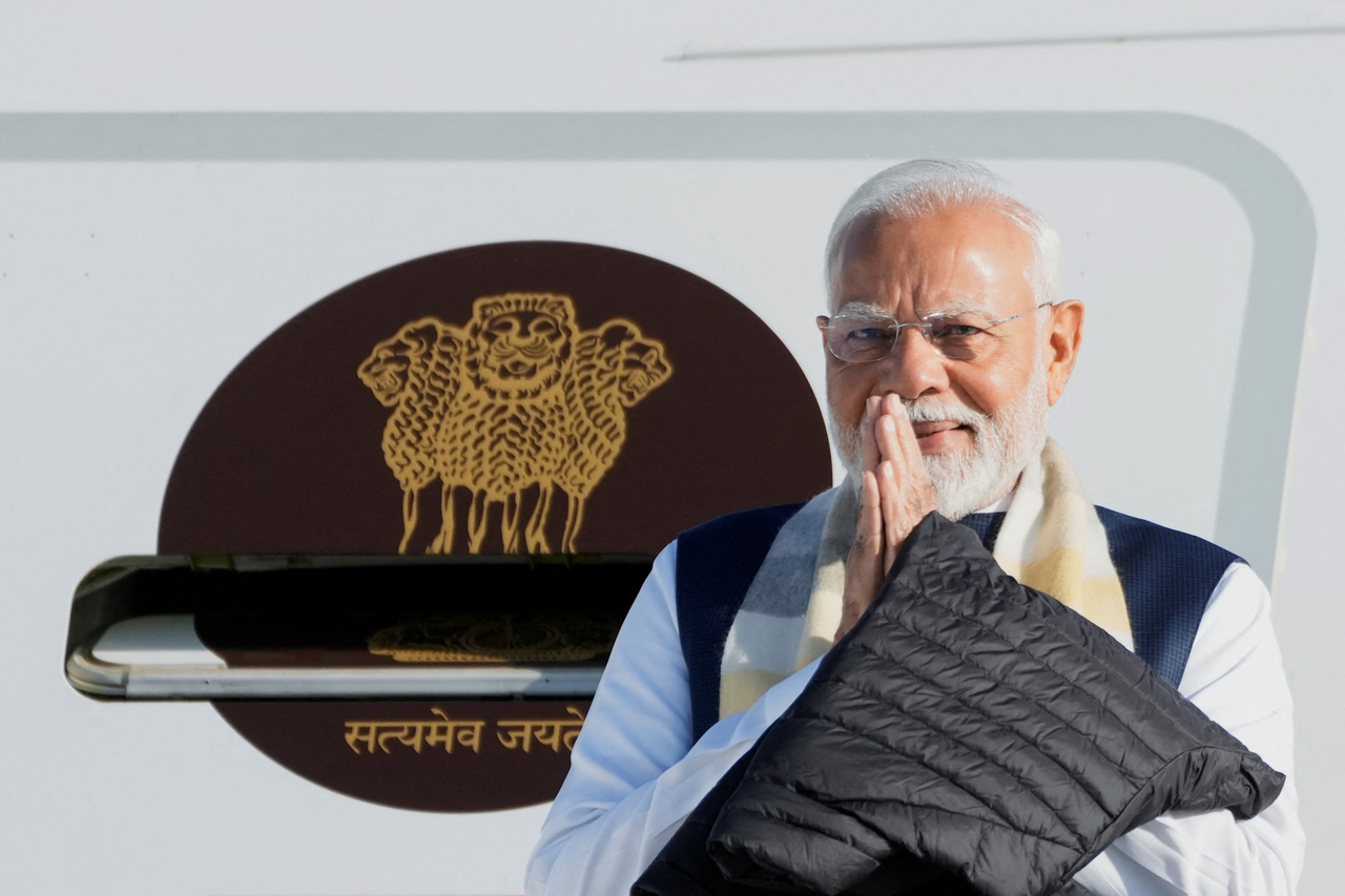 India's Prime Minister Narendra Modi arrives for the G7 Leaders' Summit held at the Rocky Mountain resort village of Kananaskis, at Calgary International Airport in Calgary, Alberta, Monday. (Reuters-Yonhap)