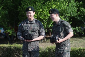 팟캐스트 (698) 2년 기다림 끝에 아미 곁으로  돌아온 BTS 지민과 정국