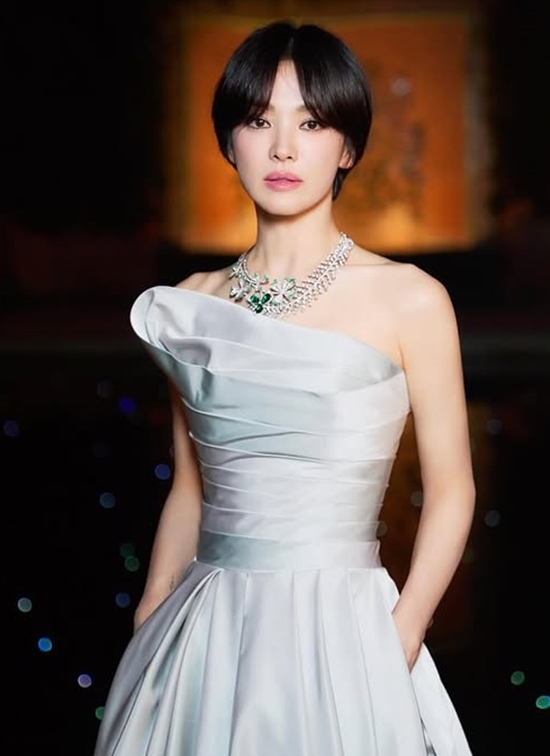 사진=송혜교 채널