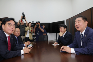이런 정치