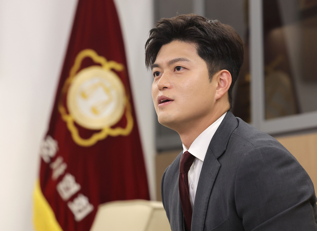 김용태 국민의힘 비상대책토토사이트 프리미어토토이 20일 서울 서초구 대한변호사협회를 방문해 김정욱 협회장과 면담하고 있다. [연합]