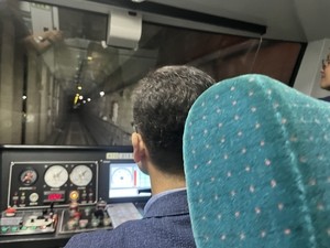 [르포] ‘새벽 첫차 긴 줄의 치열한 삶’…30년 베테랑 기관사는 오늘도 철로를 달린다 [세상&플러스]