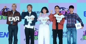 Who's really making a living from fame in Korea?
