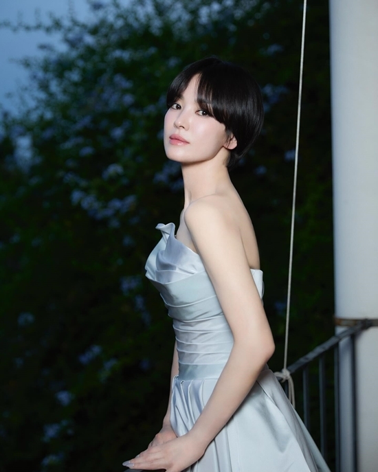 사진=송혜교 채널