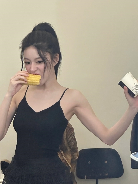 사진=고윤정 채널