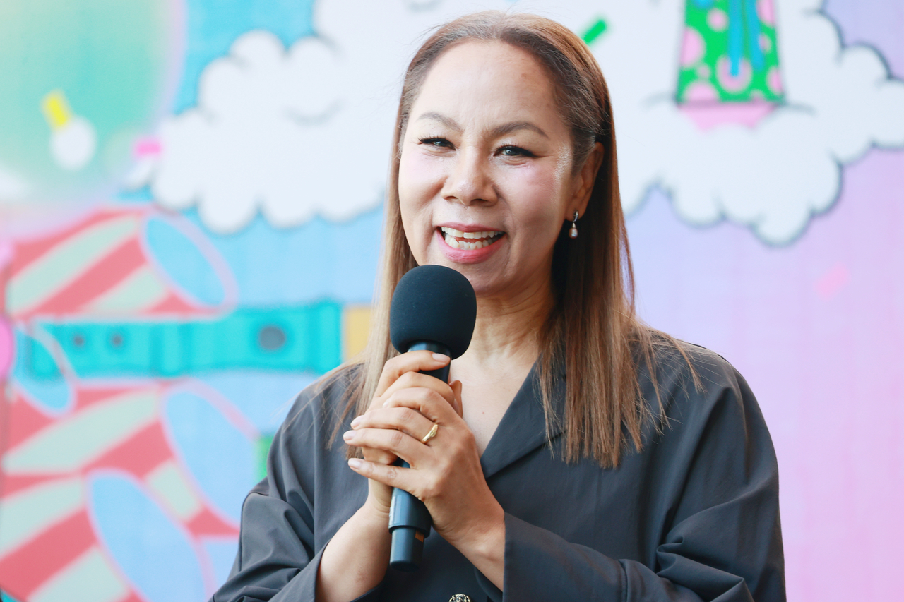 가수 인순이가 2025 국립극장 ‘여우락 페스티벌’ 쇼케이스에서 서도갤럭시 토토사이트를 부르는 소감을 말하고 있다. [연합]