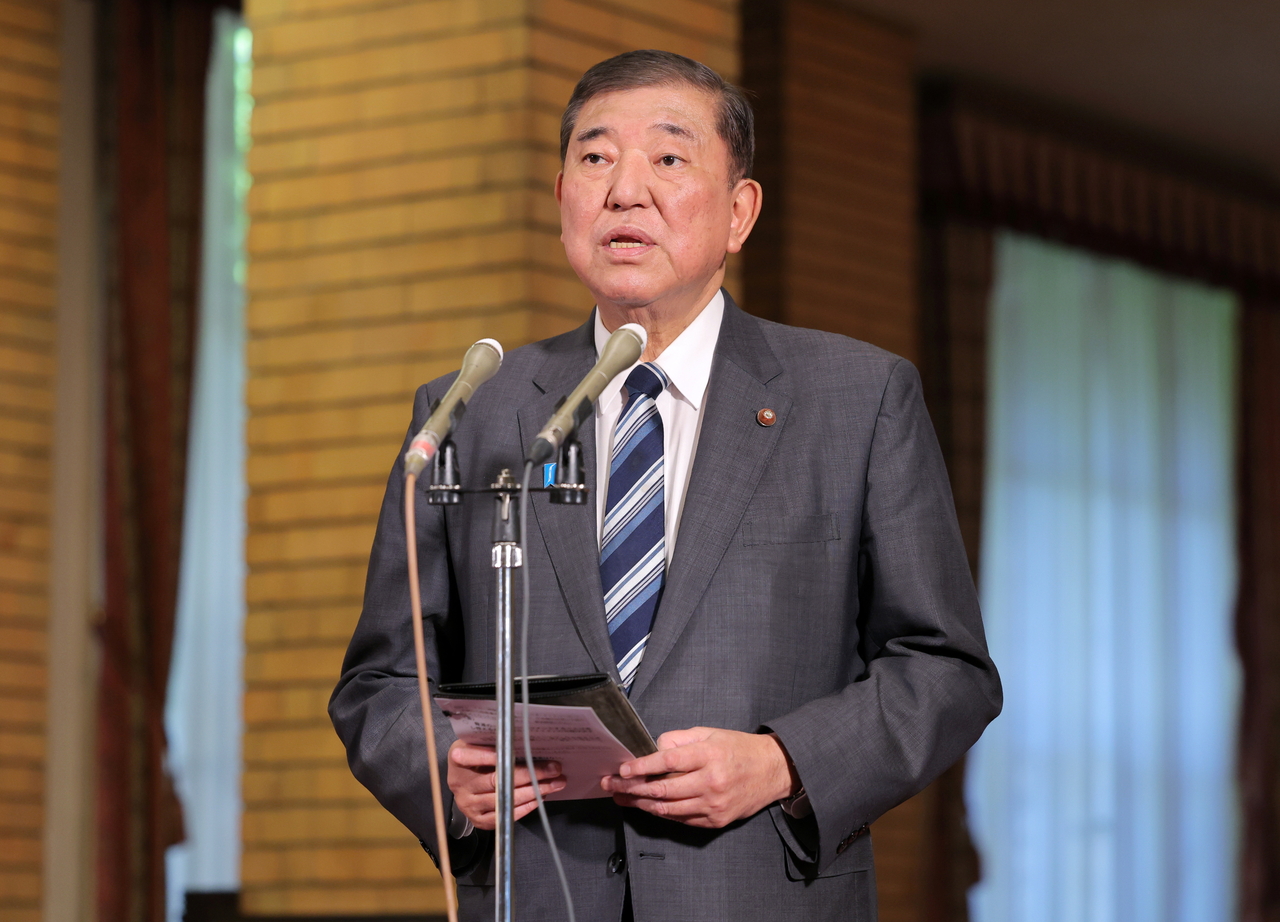 이시바 시게루 일본 총리가 22일 일본 도쿄 총리실에서 기자회견을 하고 있다. [EPA]