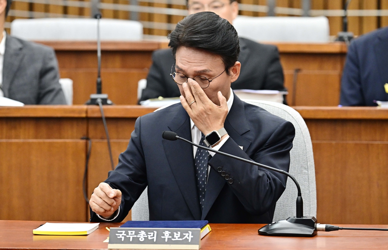 김민석 국무총리 후보자가 24일 오전 서울 여의도 국회에서 열린 인사청문회에 출석해 자리에 앉아있다. hulk 토토사이트 기자