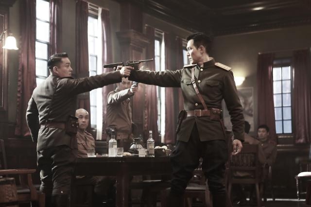 "Operation Chromite" starring Lee Bum-soo (left) and Lee Jung-jae (Korean Film Council)