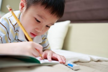 Why can't Korean children play more?