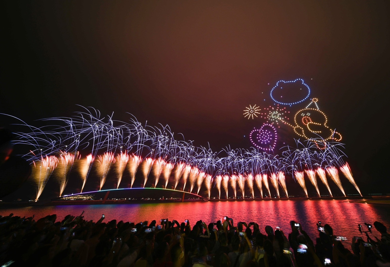 Line Friends characters featured at the 2021 Penghu Fireworks Festival in Taiwan (Line Plus)