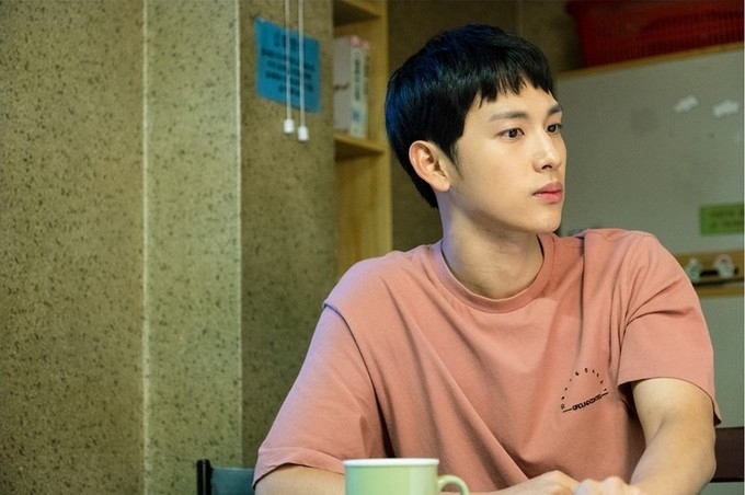 "Hell Is Other People," starring Im Si-wan (OCN)