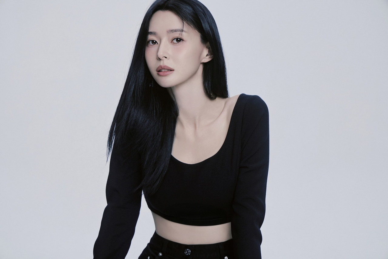 <사진설명: 배우 권나라 프로필. (사진제공: 써브라임)>