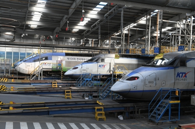 경기 고양시 한국철도공사(코레일) ‘수도권철도차량정비단’(수도단) 경정비동 내부 모습. [코레일 제공]