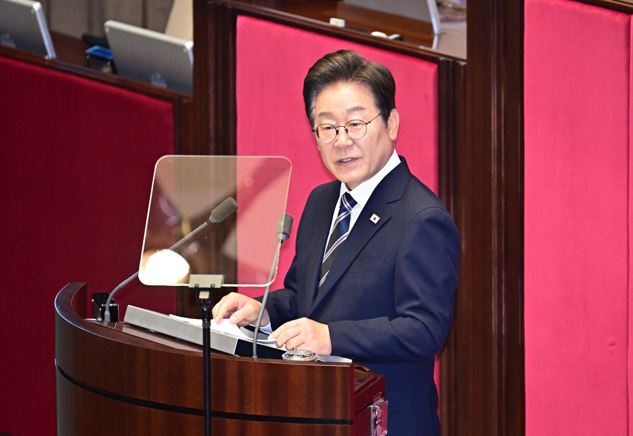이재명 npb 토토사이트이 26일 서울 여의도 국회 본회의장에서 정부의 2차 추가경정예산안 제출과 관련해 첫 시정연설을 하고 있다. 2025.6.26 [국회사진기자단] [연합]