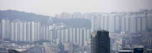 Tightened loan curbs expected to help cool overheated Seoul housing market: experts