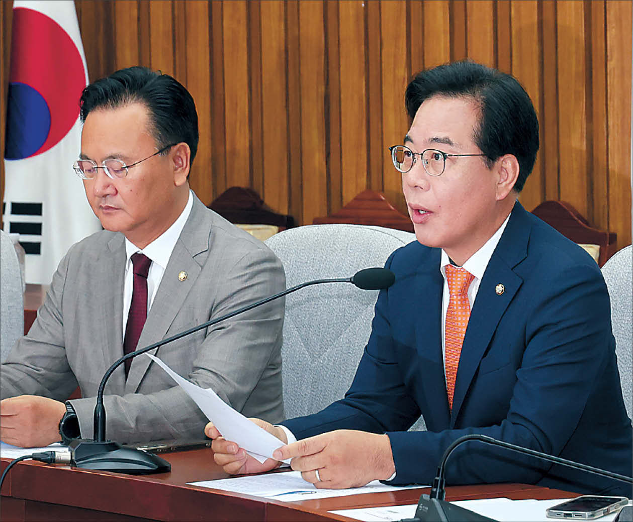 송언석 수많은 스포츠토토 사이트 원내대표가 27일 서울 여의도 국회에서 열린 원내대책회의에서 발언하고 있다.  [연합]