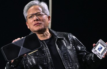 “99% 망한다” 다들 뜯어말렸는데…‘낯익은 얼굴’ 뛰어들더니, 결국 대박 [에라잇(IT)!]