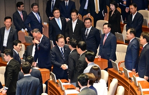 이런 정치