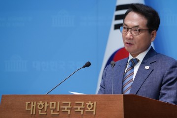 與 박선원 “지난해 평양 무인기 투입, 드론사령관이 직접 지시” 주장