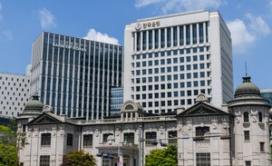 BOK lifts 14-year restriction on kimchi bond investment