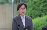정은경, 남편 ‘코로나 주식 투자’ 논란에…“잘못된 내용 많아, 청문회서 설명”