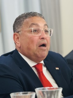 Egyptian embassy showcases tourism sites