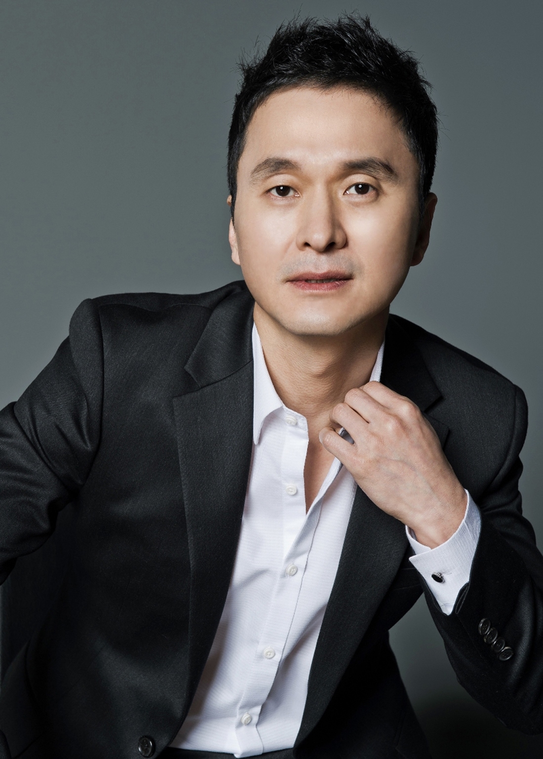 <사진설명: 배우 장현성 프로필. (사진제공: 에일리언컴퍼니)>