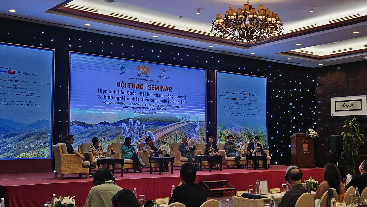 A special panel discussion on the topic of Korean cinema is held Monday during the Da Nang Asian Film Festival in Da Dang, Vietnam. (Kim Hae-yeon/ The Korea Herald)