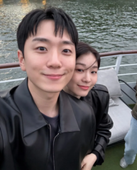 고우림,전역후 소식 뜸하더니...“아내 김연아와 5월 파리 여행”
