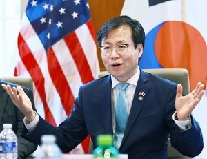 Trade minister to visit US over weekend for trade talks