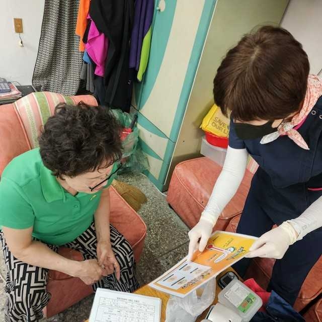 담양군은 연일 기록적인 폭염이 지속됨에 따라 건강 취약계층을 대상으로 방문 스포츠토토 베팅샵 서비스를 강화한다