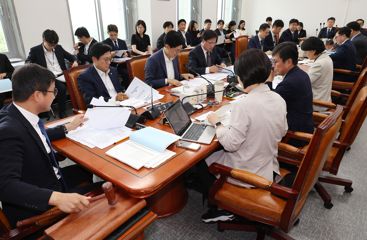 2일 국회에서 열린 예산결산특별위원회의 2025년도 제2회 추가경정예산안 등 조정소위원회 [연합]