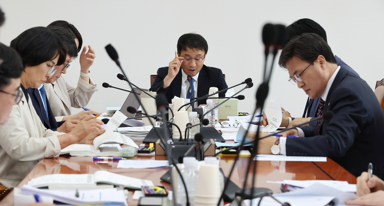 국회에서 열린 예산결산특별위원회의 2025년도 제2회 추가경정예산안 등 조정토토사이트 토토사이트가입 안시켜줌원회 [연합]