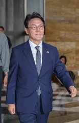 김민석 총리, 폭염 취약층 보호대책 전면 재점검 긴급 지시