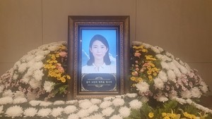 [단독] 유명 BJ 결별 통보에 방송서 인격 살인 …나은씨는 삶을 등졌고, 솜방망이 처벌 BJ는 가정을 꾸렸다 [세상&플러스]