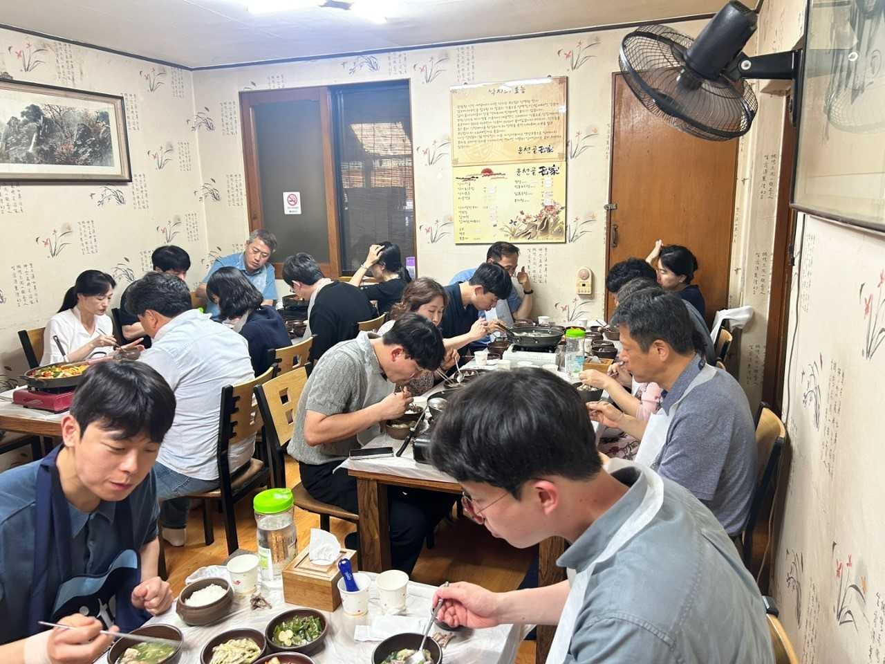 광주시는 자치행정국 5개 부서 100여명의 직원이 지난 4일 첫 매칭데이를 진행했다.